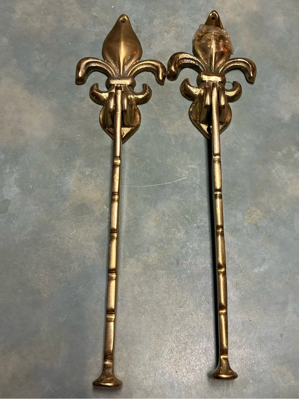 Vintage Brass Fleur-de-Lis Wall Hooks - Gold Finish made in Korea